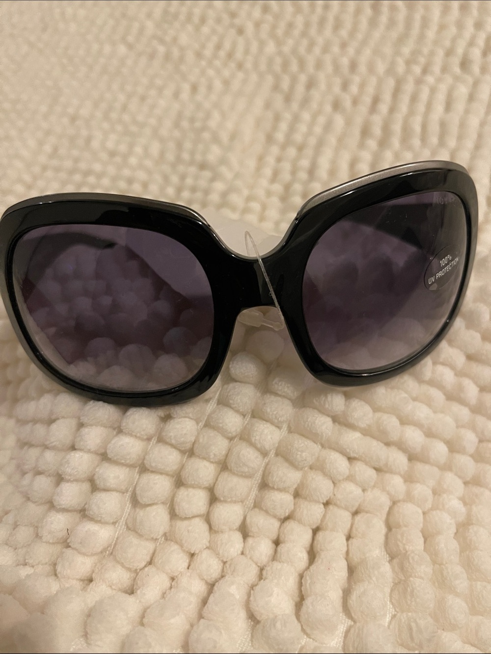 Tom Ford Black Oversized Women's Sunglasses with Dark Gradient Lenses